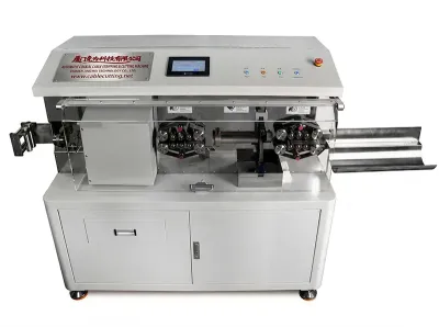 Automatische Koaxialkabel-Schneide- und Abisoliermaschine WPM-9935