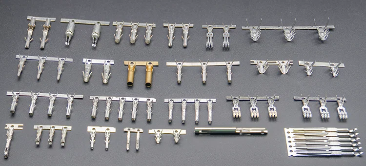 Steckverbinderklemme, Klemmen und Klemme, Metallklemme Pcb, Messingstecker, Klemmenstecker Buchse, Metallstanzdraht Steckverbinder Klemmen, Messing Klemmenstecker, Messing Stanzklemme, Steckverbinder Klemme, 2.54 Metallklemme, Messing Klemme Stanzmatrize, Messing Klemmbuchse, Steckverbinder Anschlussstifte, Klemmen Crimpar, Crimpbuchse