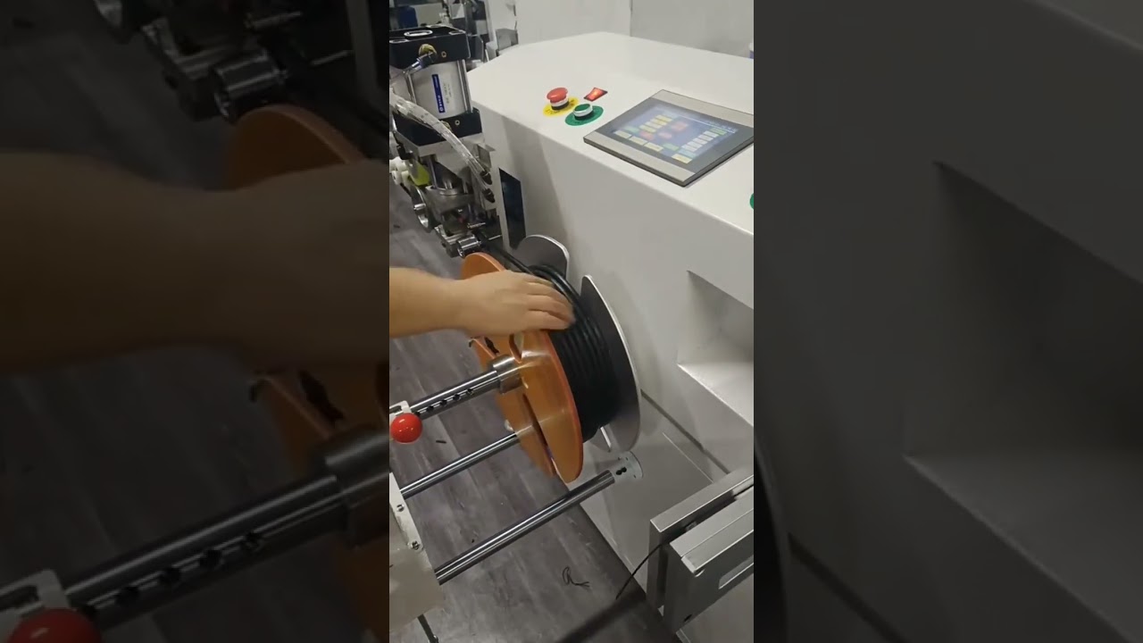 Automatische Maschine: Meter zählen, führen, schneiden, binden & wickeln #Maschine #Fabrik