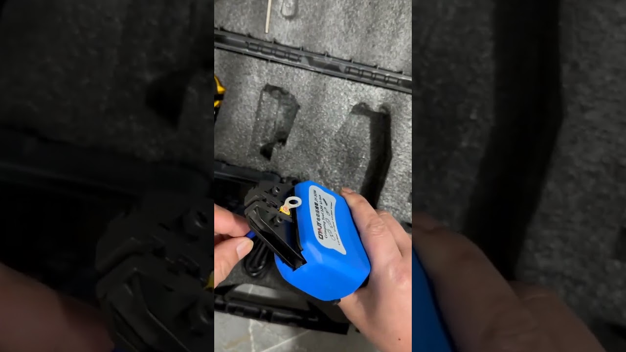 Schluss mit manuellem Crimpen! Probieren Sie unseren kabellosen Lithium-Akku-Crimper für Kabel #Fabrik #Maschine