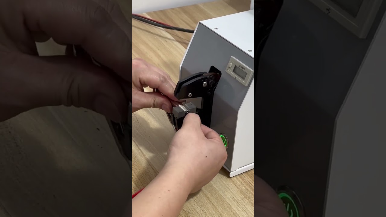 65EC Elektrische Kabelschuh-Crimpmaschine für Krokodilklemmen | Effiziente Fertigungsautomatisierung