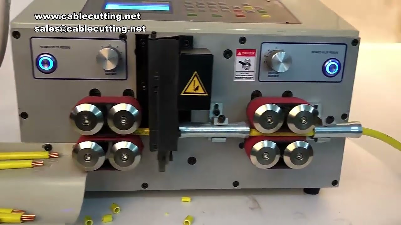 1000W 8-Rad Automatische Kabelschäl- und Schneidemaschine – Computergesteuert, Präzise