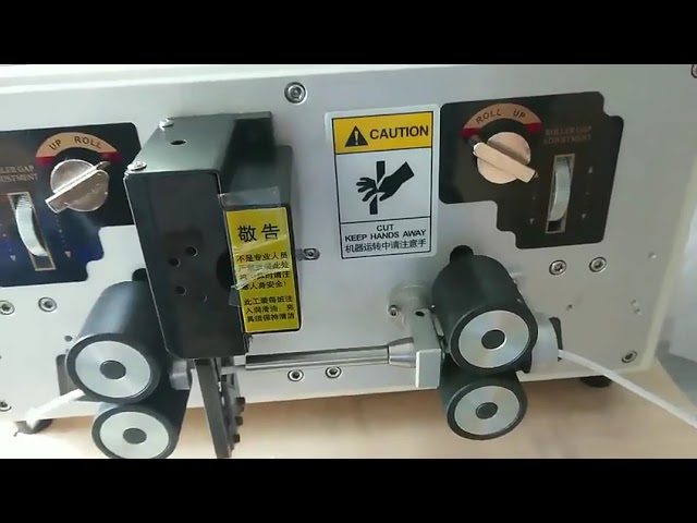 Automatische Kabelabisolier- und Schneidemaschine für große quadratische Kabel mit Mantel – Effizient & Präzise