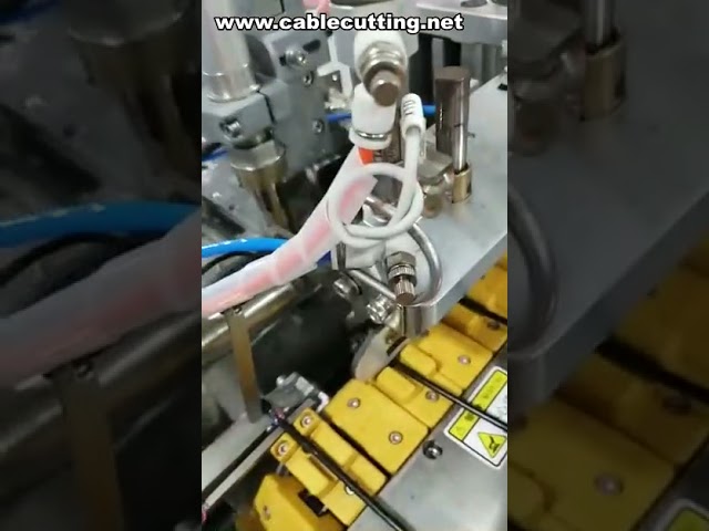 USB-Ladekabel Fertigungsmaschine | Stecker Lötmaschine & Verkabelungsanlage
