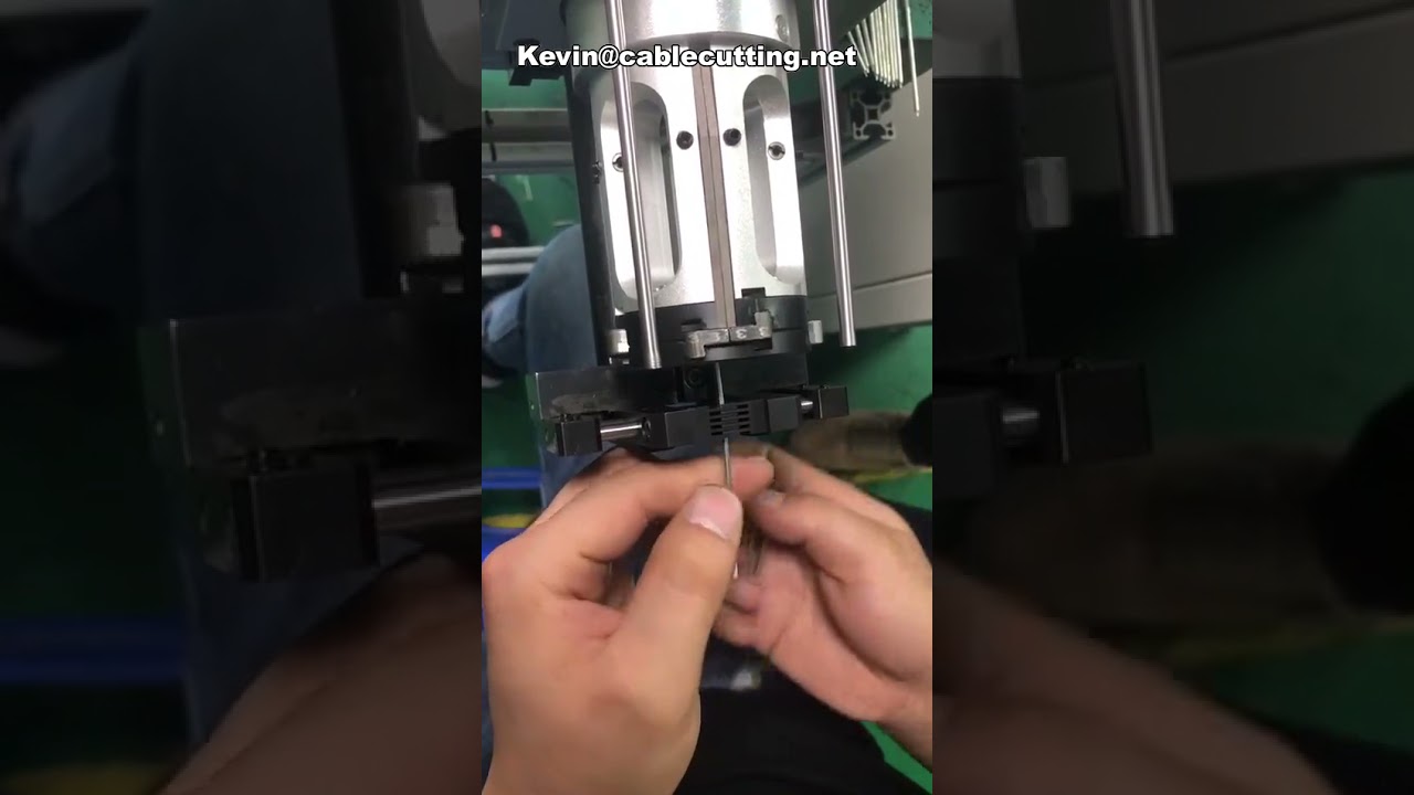 Präzise Koaxial-Abisoliermaschine – Automatische Kabelabisolierung für die Industrie