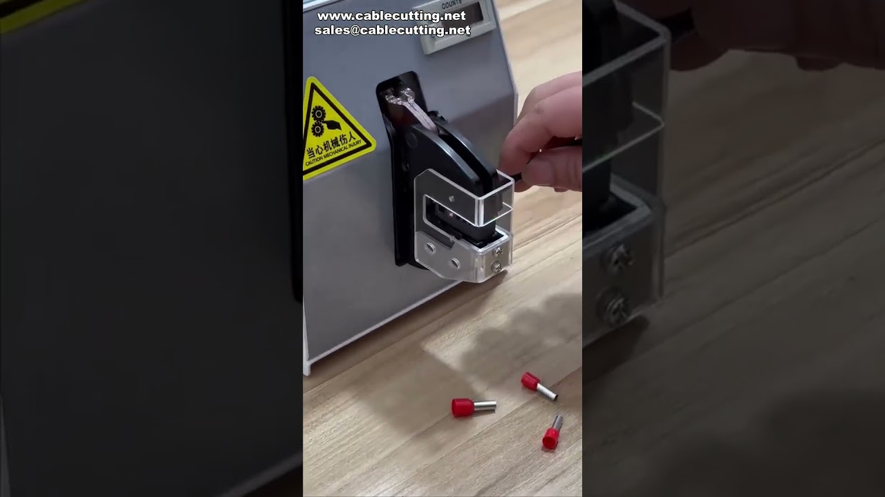 65EC Elektrische Vertikal-Crimpmaschine – Präzises Crimpen für alle gängigen Steckverbinder