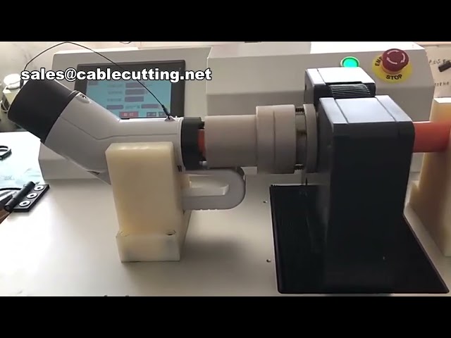 Automatische Schraub- und Mutternanzugmaschine für Neue-Energie-Steckverbinder – Präzise & Effizient