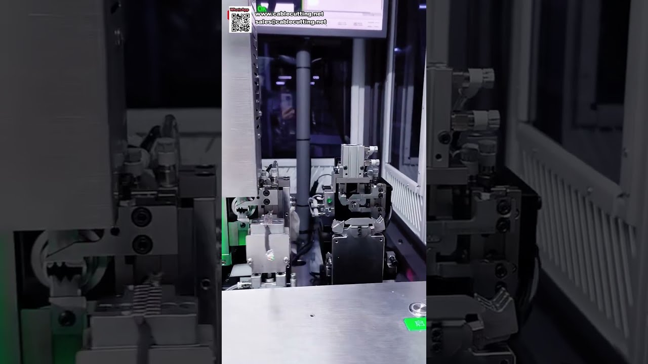 HSD Ethernet All-in-One: Automatisch Kabel abisolieren & Crimpen für E-Fahrzeuge