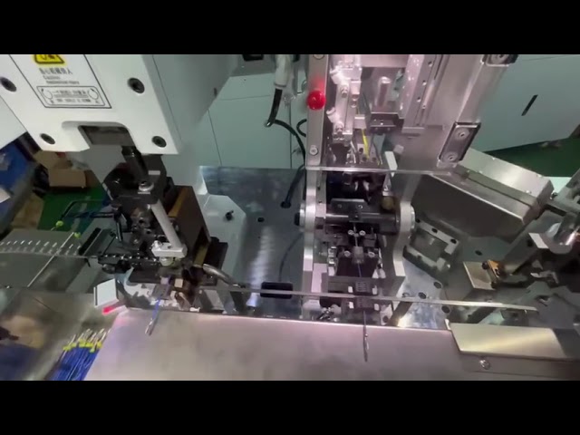 Automatische Crimpmaschine mit Dichtungseinführung für wasserdichte Steckverbinder