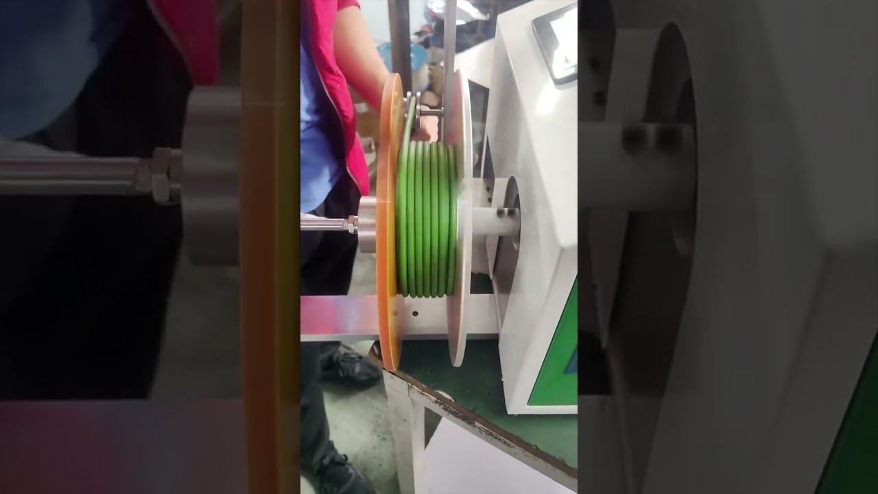 Effiziente Drahtwickelmaschine mit Sortierfunktion – sauber & ordentlich
