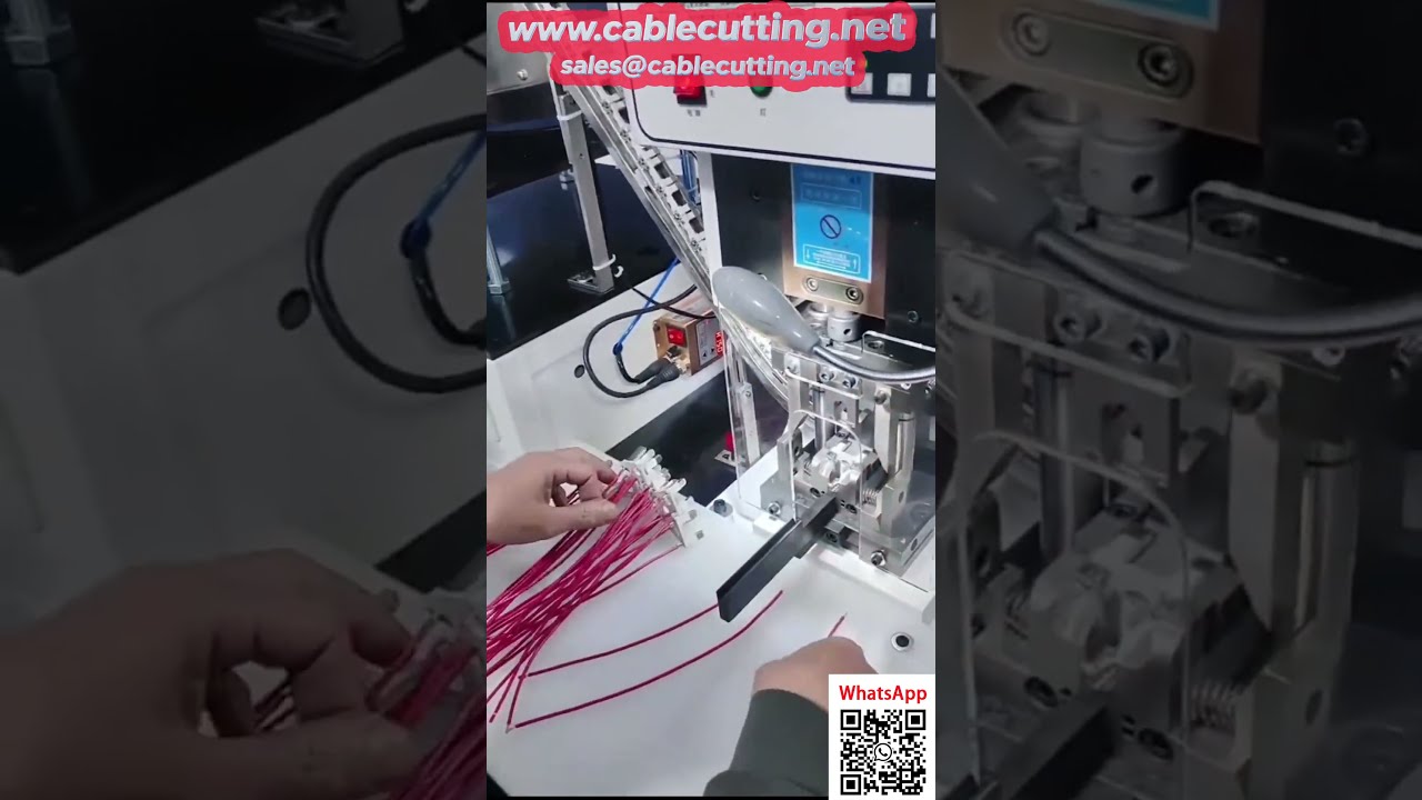 Automatische Crimppresse für 3-polige Stecker – individuell anpassbar