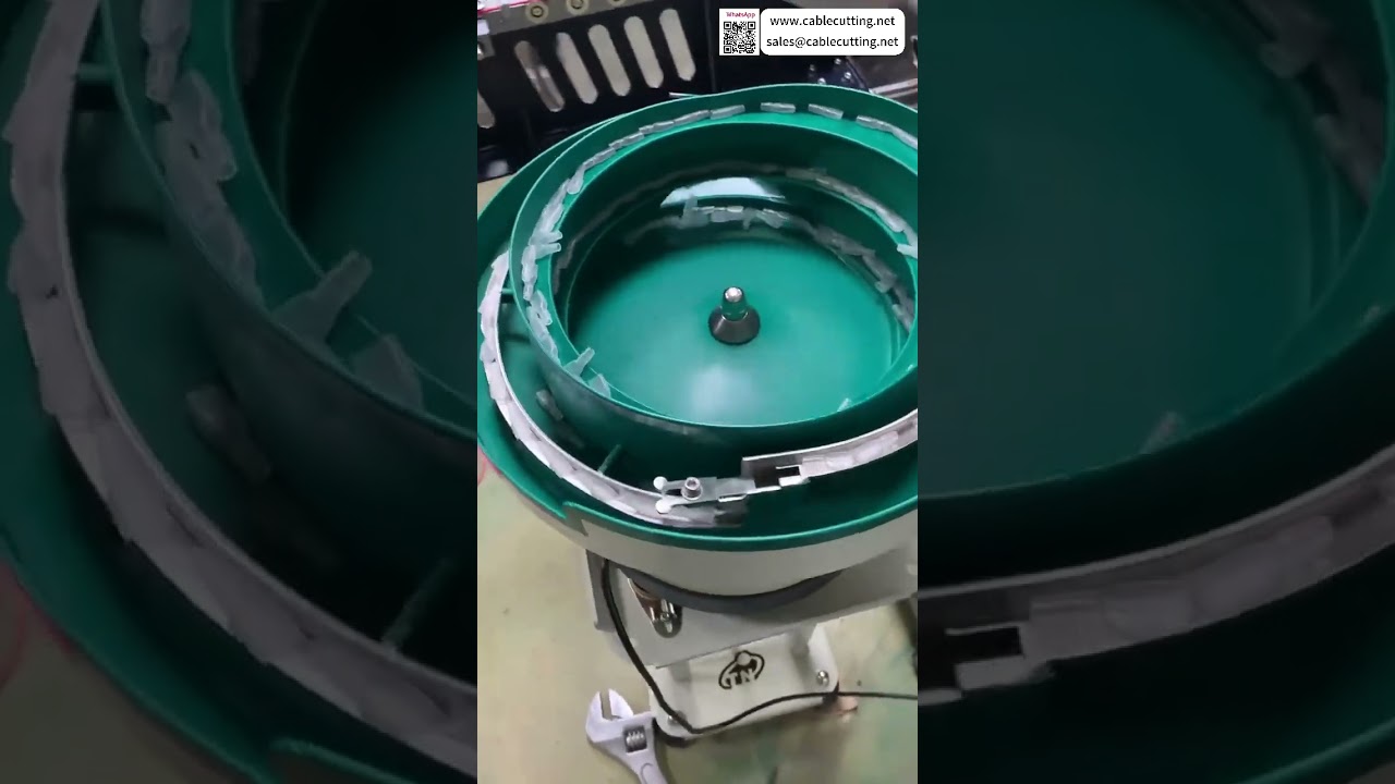 Vollautomatische Doppelkopf-Crimp- und Schrumpfschlauch-Einführmaschine: Test- und Rollenmaschinenprozess
