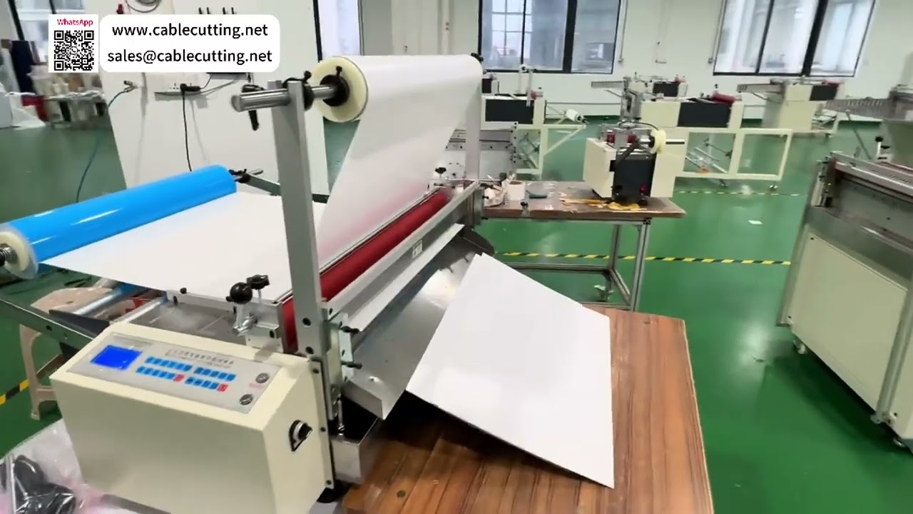 Professionelles Tisch-Schaumstoff-Laminier- und Schneidesystem für präzise und reibungslose Arbeitsabläufe