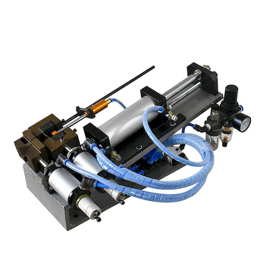 Gas-elektrische Kabelabisoliermaschine